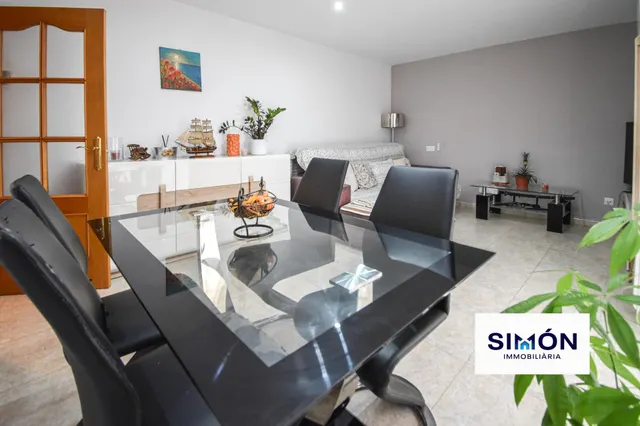 ¡FANTÁSTICA OPORTUNIDAD EN SANTPEDOR! Piso de 3 habitaciones dobles, con balcón y terraza. — 6