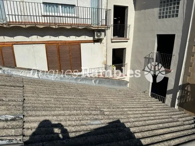 FINCA PER REFORMAR A PLE CENTRE D'IGUALADA — 12