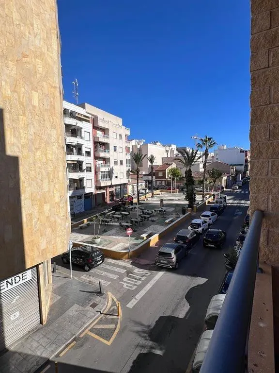 Piso de esquina en el centro de Torrevieja – ¡a solo 400 m del Paseo Marítimo! — 6