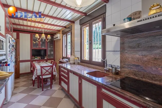 Chalet Exclusivo en Camino Bajo de Huétor — 13