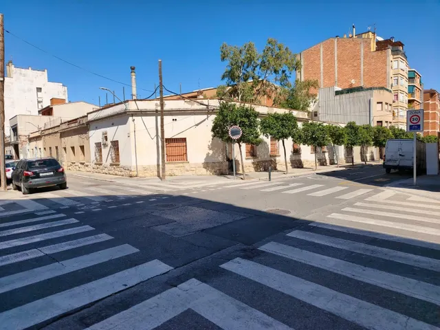 Solar urbano edificable en Figueres — 2