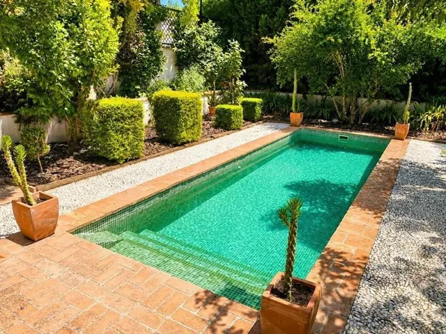 EXCLUSIVO CHALET CON PISCINA EN EL FARGUE - foto 4