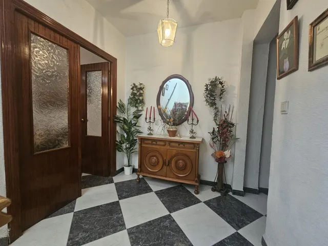 VIVIENDA EN LA CARRETERA PRINCIPAL DE ALCOLEA — 4