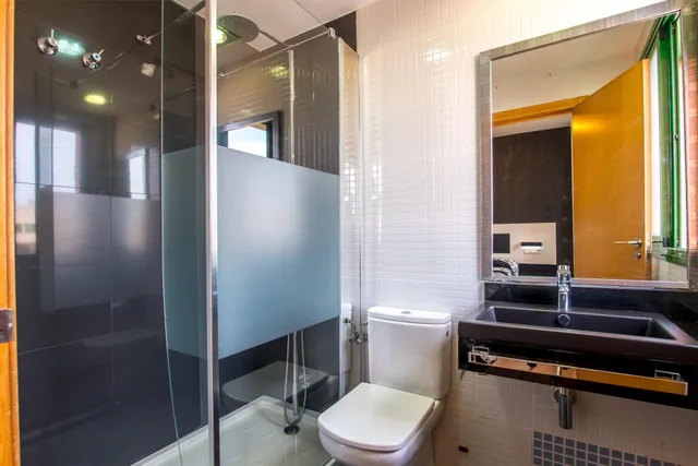 ✨ VIVIENDA EN JOVEN FUTURA – 7ª PLANTA, GARAJE Y TRASTERO — 29