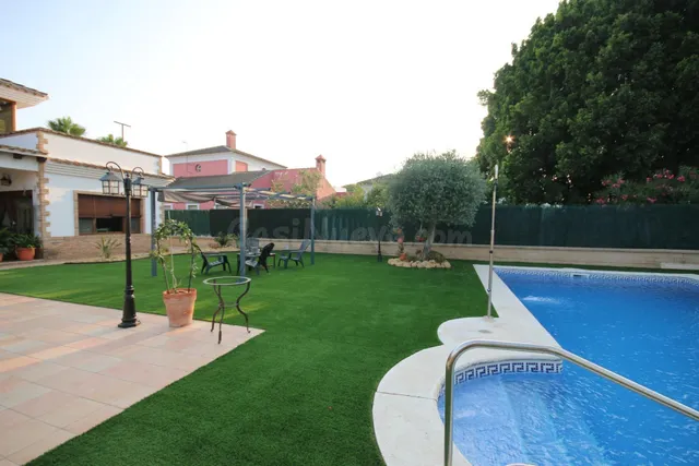 Casa o chalet independiente en venta en Pinares de Lepe - foto 2