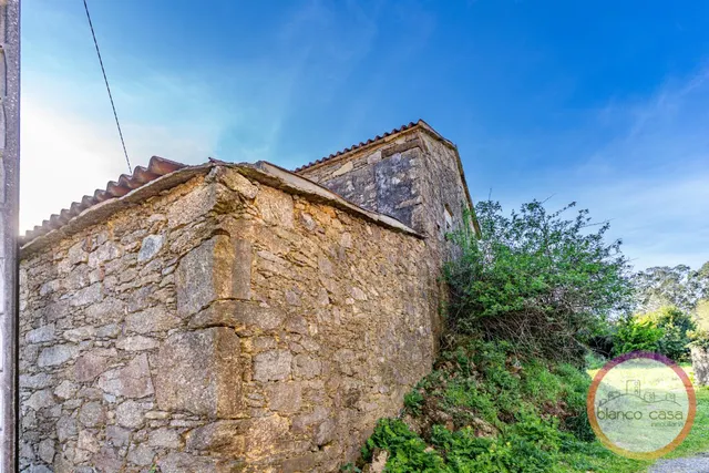 CASA para REFORMAR + TERRENO POR 76.900 € en LARACHA (A Coru - foto 4