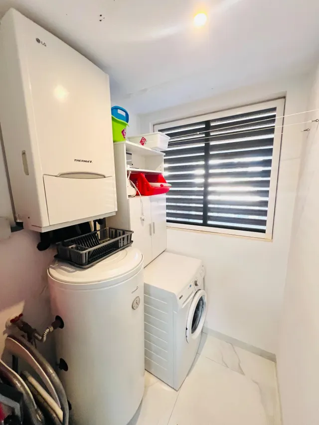 Apartamento en 1ª línea de playa Arenales del Sol. — 19