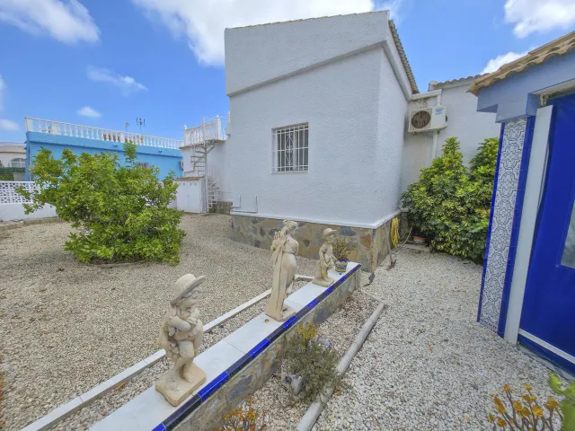 Villa 3 habitaciones 230m² en venta - Centro — 37