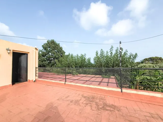 FANTASTICA MASIA CON PISCINA Y AMPLIA PARCELA EN VENTA — 22