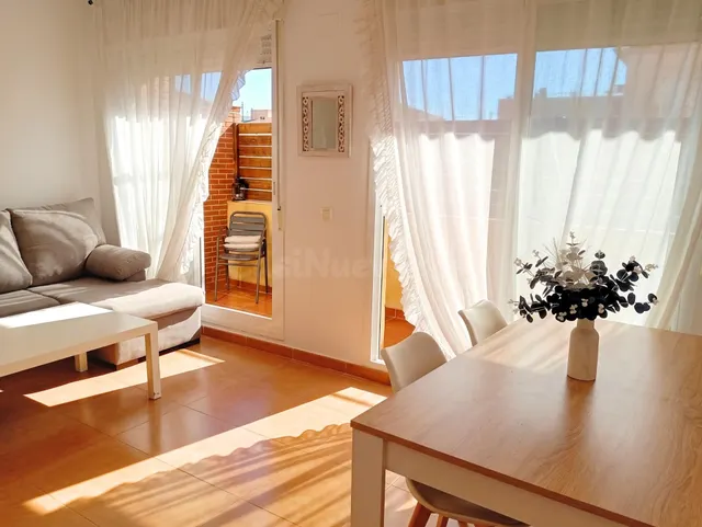 Oportunidad en Playa de Nules: planta baja con terraza y pat