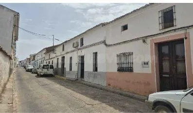 Amplia Casa en Cabeza del Buey, Extremadura – Oportunidad Ún - foto 3