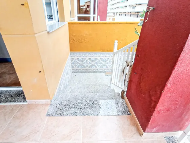 Planta baja con piscina y parking en primera linea de playa de Miramar — 22