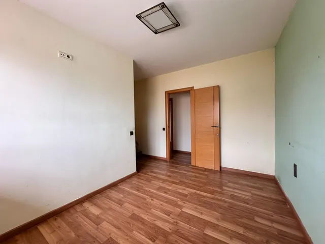 Se vende casa en la bisbal del penedes, zona priorat bisbal — 19