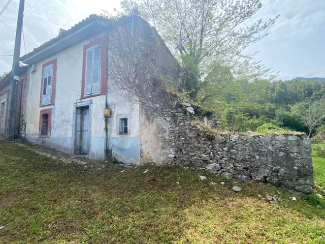 VENTA DE 2 CASAS A 2 KM DE LA PLAYA DE GUADAMIA - foto 3