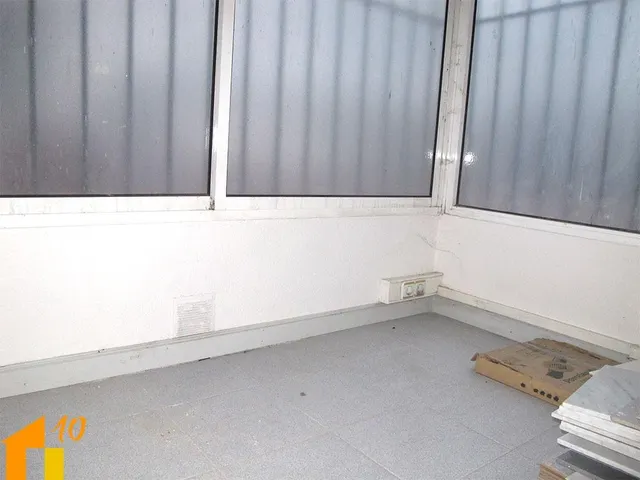Vivienda en Avd. Arlanzón, zona Hacienda. — 10