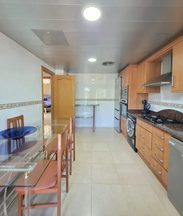 CASA ADOSADA DE 6 habitaciones EN VILAFORTUNY — 18
