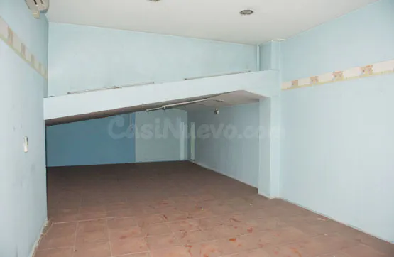 CONJUNTO LOCALES EN CC RAMALLOSA (NIGRAN) - foto 5