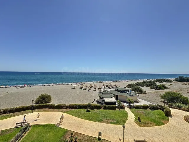 Impresionante Ático de 4 habitaciones con Vistas Inmejorable - foto 2