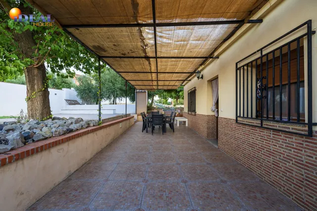 Casa 2 habitaciones 68m² en venta - Otura — 21