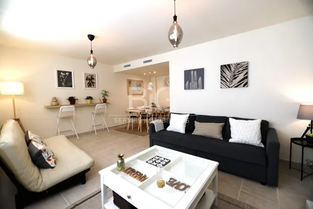 Piso amueblado de 2 hab. en alquiler — 7