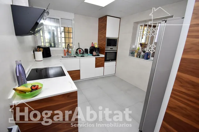 ¡chalet con piscina, zona de aparcamiento, placas solares y gran parcela! — 7