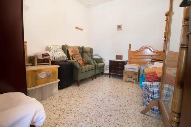 GRAN CASA EN EL CENTRO DE LA CIUDAD — 18