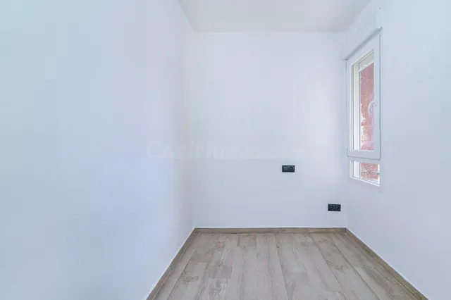 Venta 5 dormitorios. baño. aseo. reformado — 20
