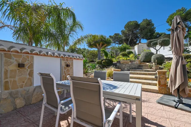 Villa mediterránea + appartamento  en Granadella — 15