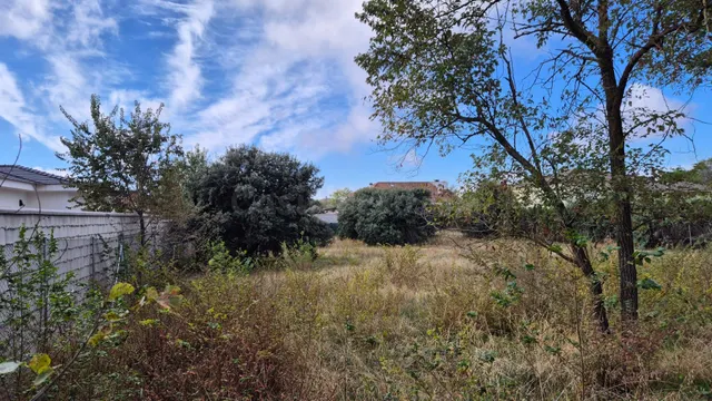 Parcela centrica de 1555m2 — 4