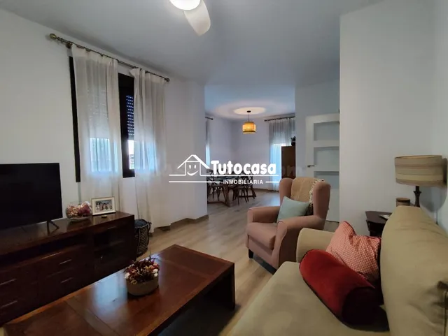 ESPECTACULAR PISO SEMINUEVO DE 2 DORMITORIOS CON TERRAZA, GA - foto 5
