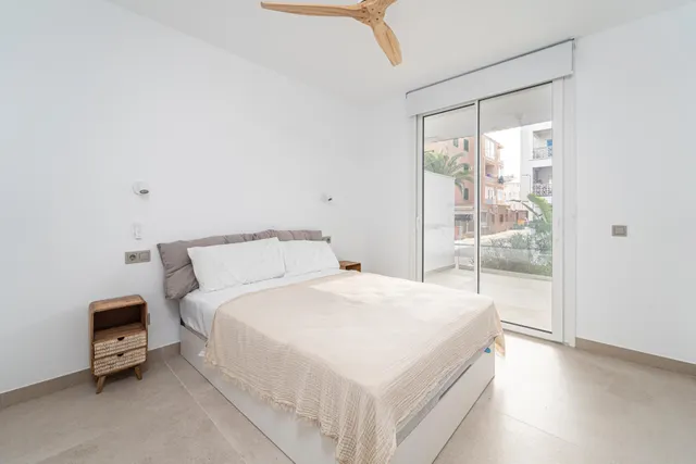 Planta baja con piscina privada en la Colonia de Sant Jordi — 19