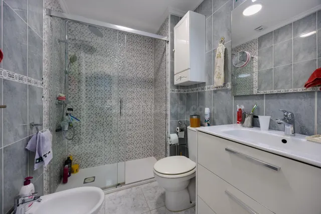 Apartamento reformado de un dormitorio en la Playa de los Locos — 5
