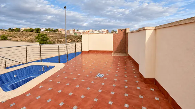 Chalet 5 habitaciones 247m² en venta - Pueblo 9 — 38