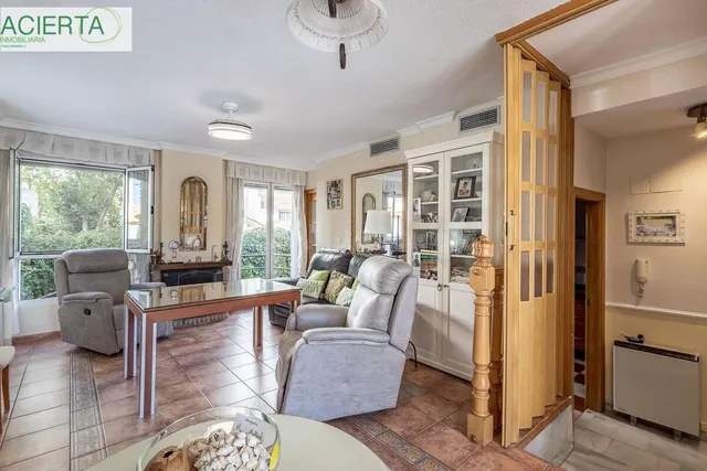 VIVIENDA con encanto en PALACIO DE DEPORTES — 5