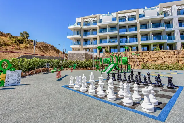 VENTA DE PISO EN LA ZONA DE HIPÓDROMO DE MIJAS COSTA. 2 DORMITORIOS, TERRAZA Y PARKING. — 23