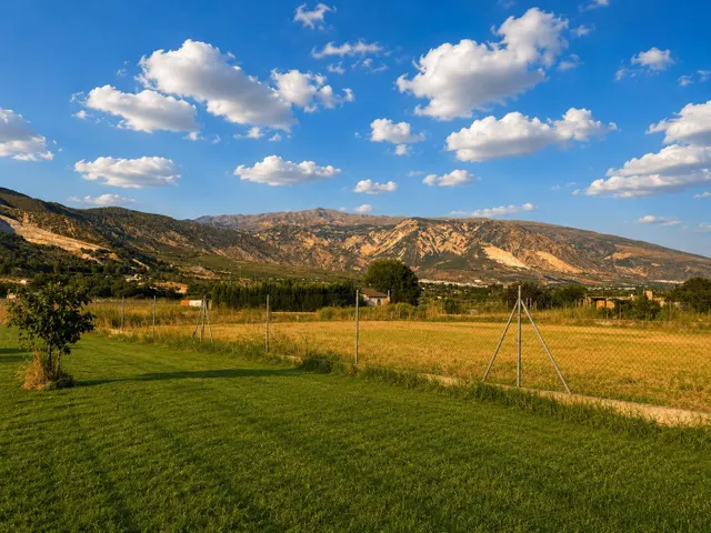 CORTIJO EN LA VEGA DE PADUL — 8
