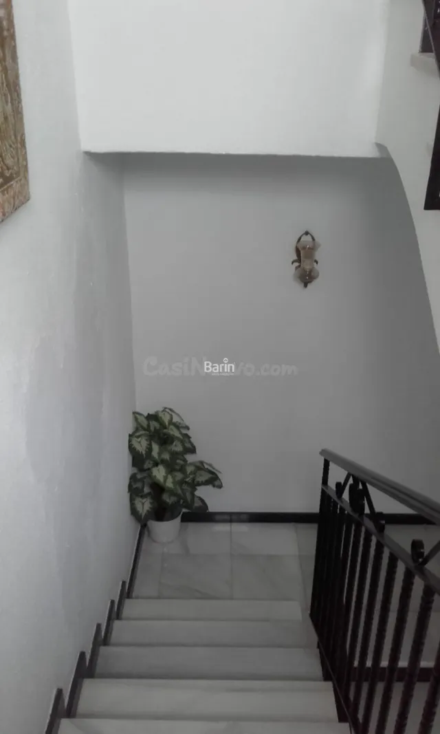Casa de 3 plantas en la Victoria - foto 5