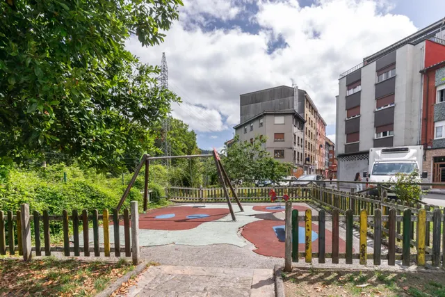 PISO DE 149 M2 CON 2 TERRAZAS EN CIAÑO, LANGREO — 35