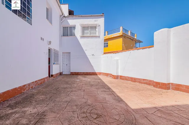 CASA EN OGIJARES — 26