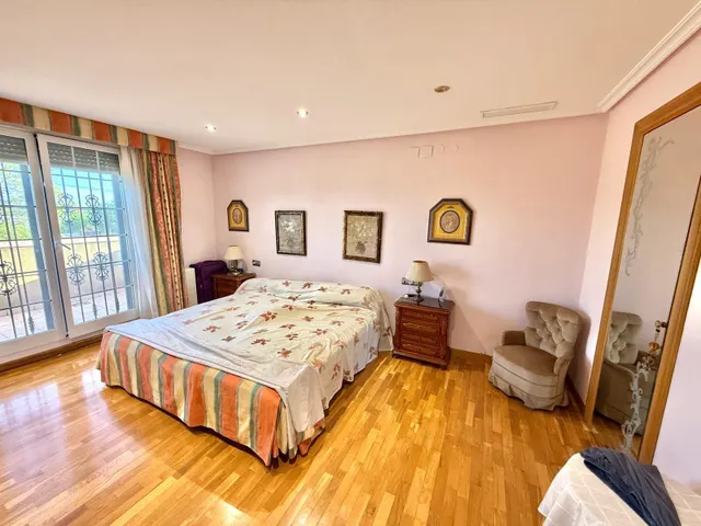 MARAVILLOSO CHALET EN MAITINO — 10