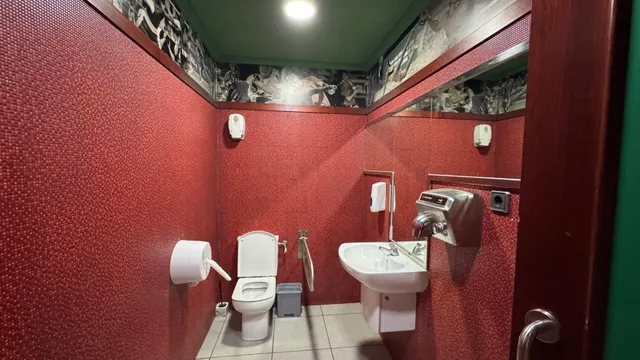 Negocio en funcionamiento en la zona inglesa Benidorm! www.euroloix.com — 7