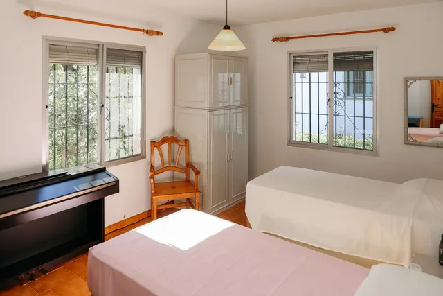 Finca rústica 5 habitaciones 276m² en venta - Conde de Ureña-Gibralfaro — 35
