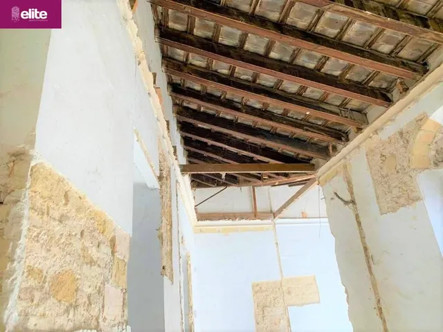 OPORTUNIDAD DE INVERSION MAGNIFICO PALACETE SEÑORIAL  EN EL CENTRO — 19