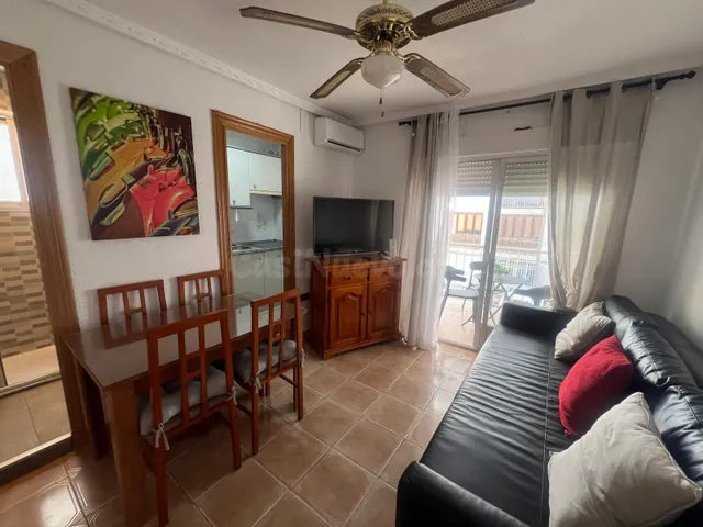 Acogedor apartamento con terraza junto a la playa - foto 5