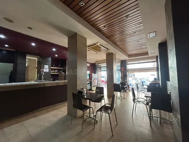 Local comercial 231m² en venta - Marbella - foto 2