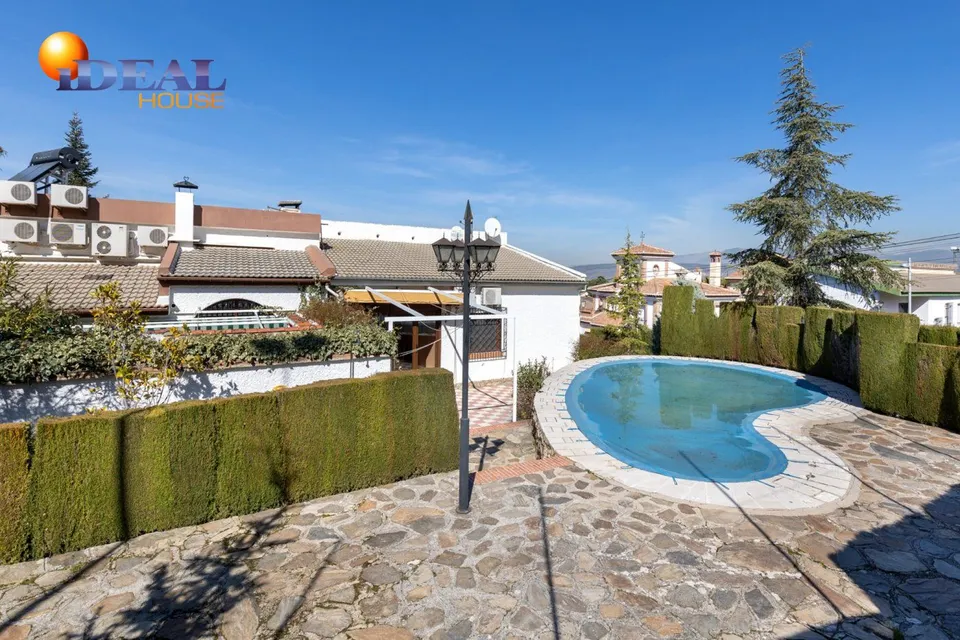 Venta de chalet (tipo Villa) en Monachil (Zona Colinas Bermejas)