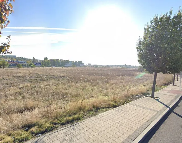 TERRENO EN ARROYO DE LA ENCOMIENDA — 3