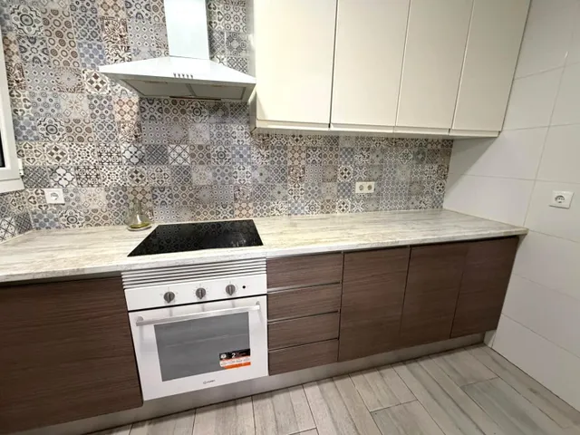 Amplio  Piso + Local en Singuerlin, Santa Coloma de Gramanet por €259.900 — 9