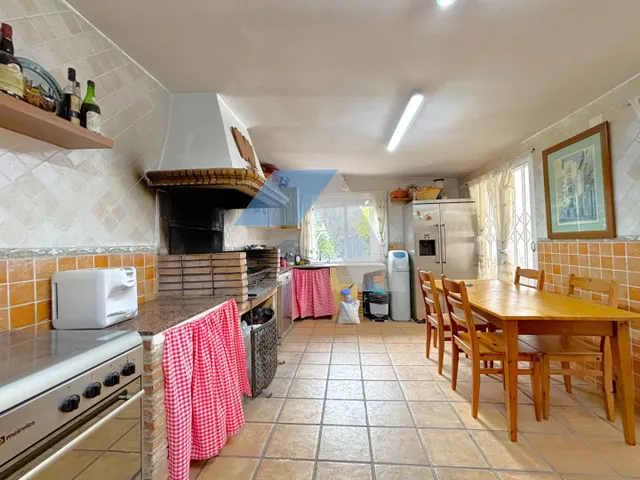 Magnífico Chalet en Parcela Urbana en Haygón — 5