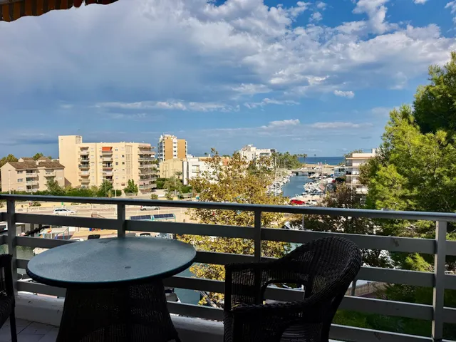 Ático con Amplio Solarium privado y vistas al mar y canal de - foto 4